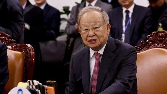 노조법 개정, 혼란 우려…사회적 대화로 해결해야