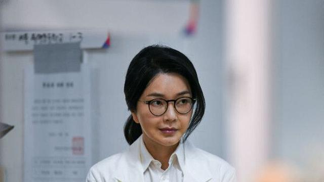 김건희 여사 법률 대리인에 최지우·채명성·유정화 선임
