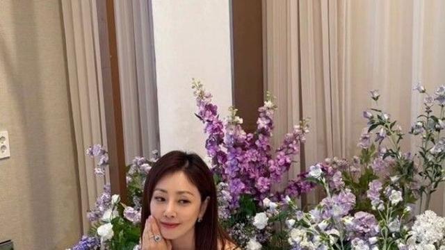 오나라, 25년 연애 중에도 '꽃 미모'