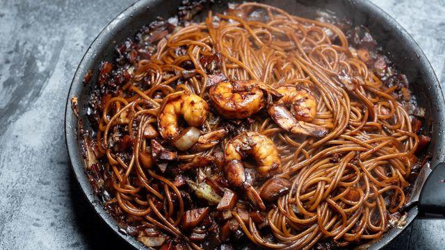 '생방송 투데이' 윤기 흐르는 돌판 짜장면, 오늘의 맛집