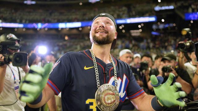 전반기 MLB 홈런 1위 롤리, 올스타 홈런더비도 우승…포수 최초(종합)