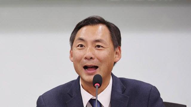 尹, 구치소서 ‘부정선거론자’ 모스 탄 만난다