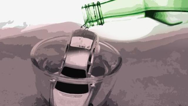 술마신 뒤 운전대 잡은 40대…도로 연석 들이받아 전도