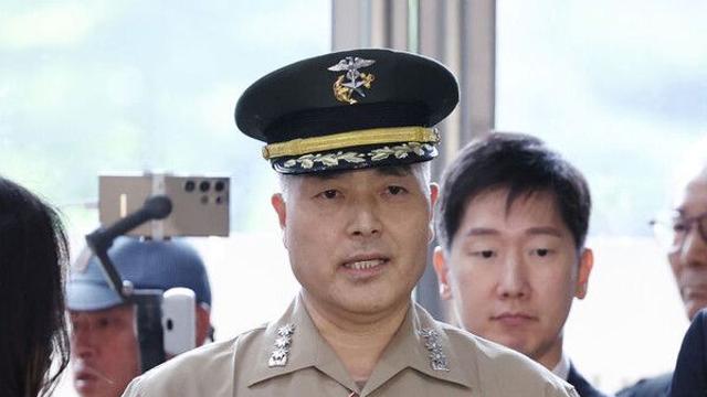 해병특검, 박정훈 대령 5시간 조사…