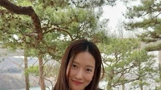 '항공사 저격' 왕빛나, 하루 만에 