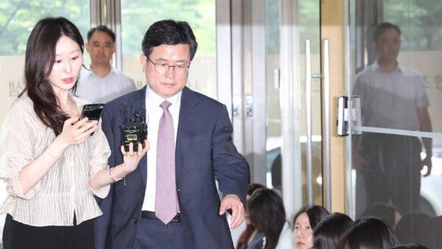 해병특검, 강의구 5시간30분 조사…'尹 격노설' 추궁(종합)