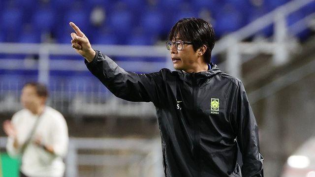 20년 만의 동아시안컵 우승 지휘한 신상우 