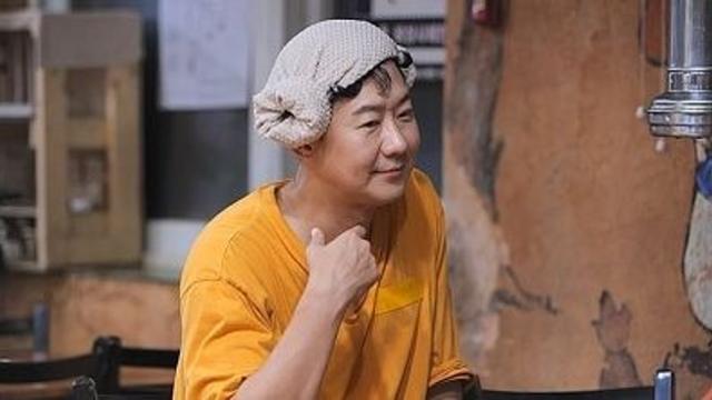 '47세' 천명훈, '♥피부과 CEO' 얼마나 좋으면…발 마사지까지 