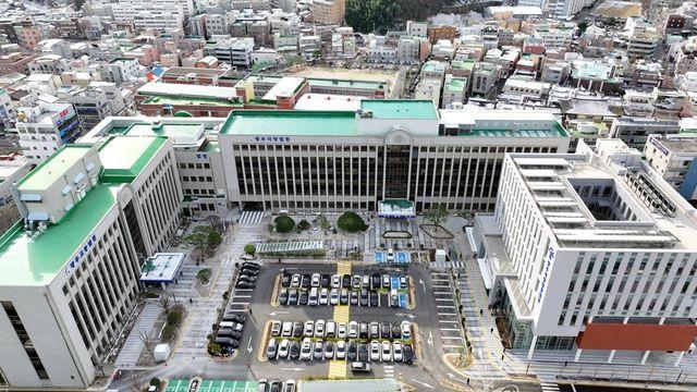 생후 3개월 딸 100만원에 팔아넘긴 친모, 항소심도 징역 1년