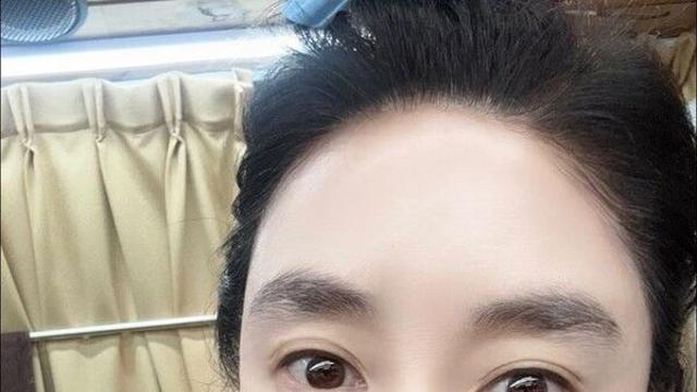 김혜수 와플로 가려지는 소두 인증…여전한 미모