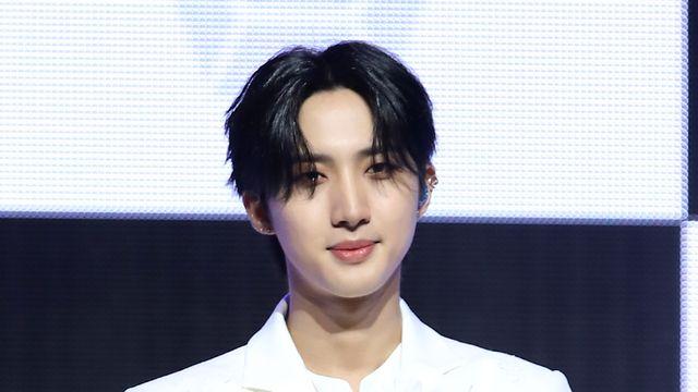 큐브 떠나는 펜타곤 후이 