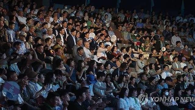 '밀양 자연 속 고전의 울림' 밀양공연예술축제 27일 막 올려