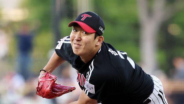 '롯데전 27이닝 연속 무실점' LG 손주영, 감보아와 선발 맞대결