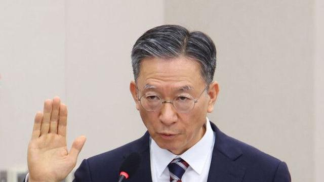 정성호 법무장관 후보, 겸직 논란에 “기간 내 정리했다” 반박