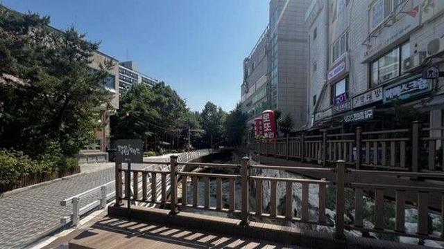 도봉구, 방학천 석축 정비…석축 철거·옹벽 재설치
