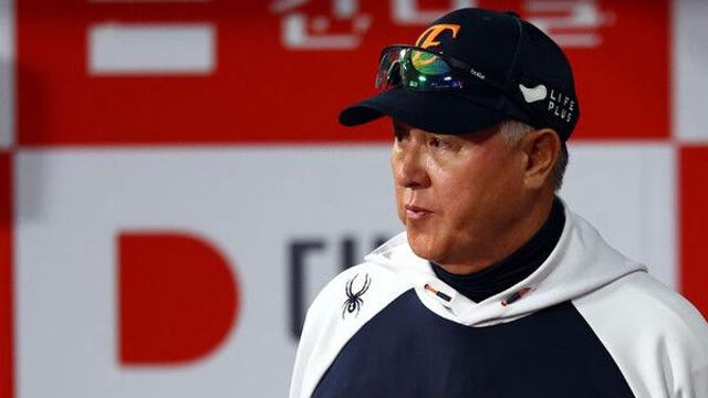 김경문 감독 1000승·양현종 11시즌 연속 100K…후반기 달굴 대기록은