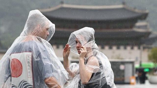 [날씨] 오늘 전국 대부분 지역 비…수도권 최대 150㎜