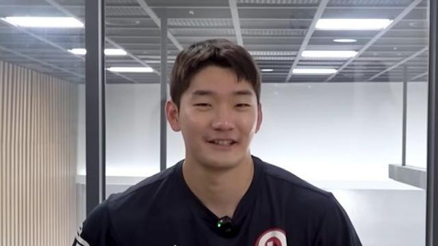 현역병 다녀와 몸이 15kg 불었다?…'천재 유격수' 후계자 또 있다→