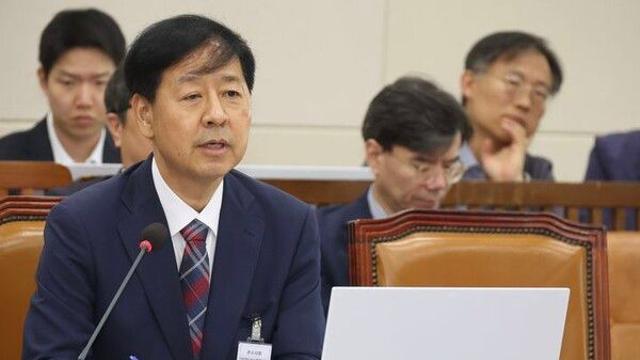 구윤철 