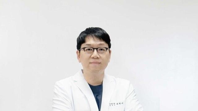 걸을 때마다 저릿한 다리, 방치하면 마비될 수도 있는 척추관협착증