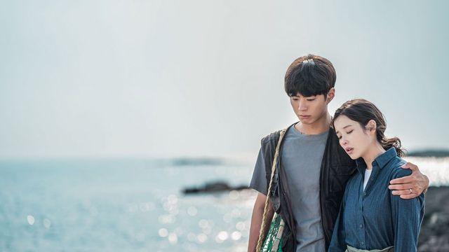 아이유, 주연상 품을까? ‘폭싹’ 최다 부문 노미네이트 [4th 청룡시리즈어워즈]