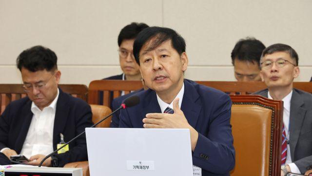 구윤철 