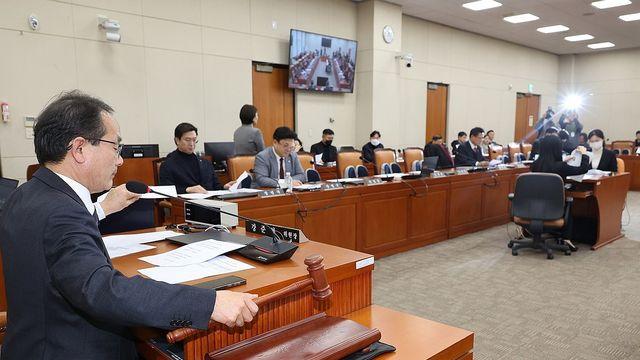 與, 온라인플랫폼 공정화법 先처리 속도…22일 소위심사