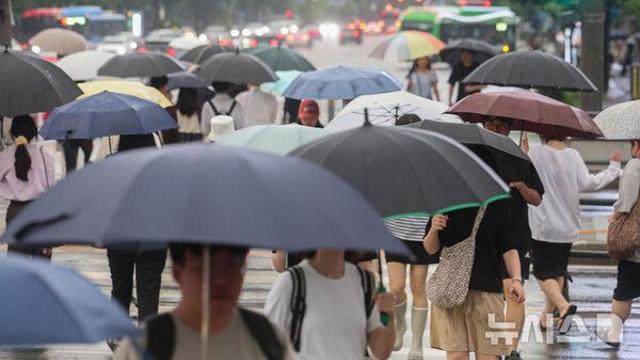 충남권 시간당 50~80㎜ '물폭탄' 예보…낮 최고 31도