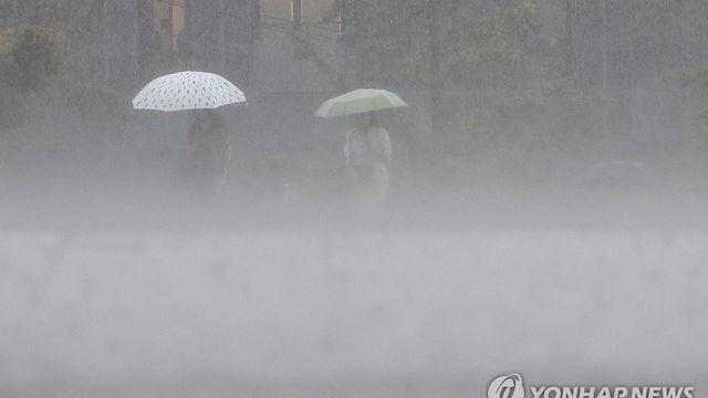 전북 흐리고 비…내일 오전까지 50∼150㎜ 비