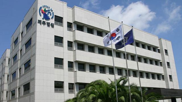 한밤에 진돗개 풀어 야생동물 160마리 '잔혹 사냥'…30대 일당 징역
