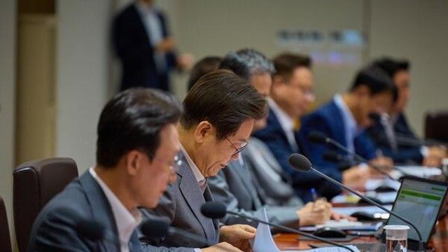 이재명 대통령, 20대 남성 차별에 입 열었다…젠더 정책 전환 신호탄