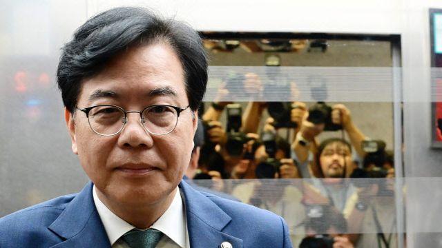 '전한길 입당' 우려에 송언석 