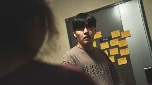 [오!뜨뜨] ‘84제곱미터’→ ‘파인: 촌뜨기들’, 장마 이겨낼 ‘빅재미’ 온다
