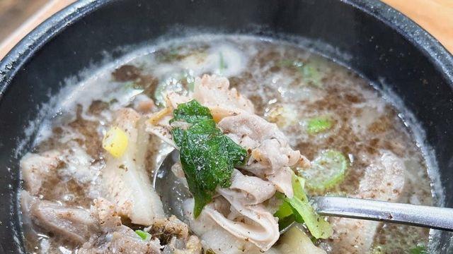 다대기 순대국 vs 맑은 순대국