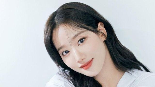 이나은, 왕따 논란 딛고 배우로 복귀