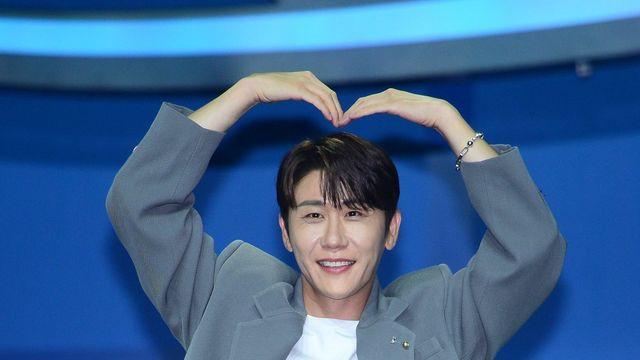 42세 영탁, ‘48세 미혼’ 장민호 물고 늘어지네 “이상형=미소 시원한 사람” (전현무계획2)