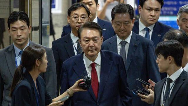 [속보] 법원, 尹 전 대통령 구속적부심 기각…