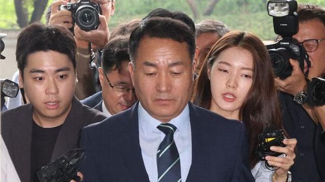 순직해병 특검, 김계환 전 사령관 구속영장 청구…모해위증 등 혐의