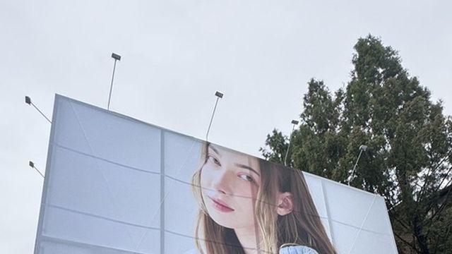 홍대 한복판에 '장미'가 활짝…슬로우롤리 팝업스토어 오픈