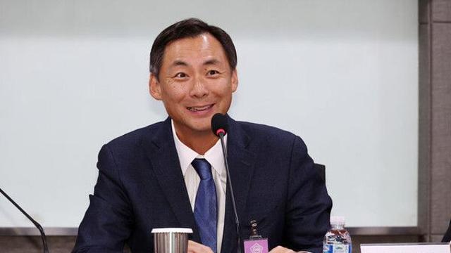 경찰, 모스 탄 '음모론 거듭' 사실 확인 중…부정선거·李 소년원 수감설 주장