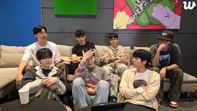 '군필돌' 시대, K팝의 새 표준이 되다[스타in 포커스]