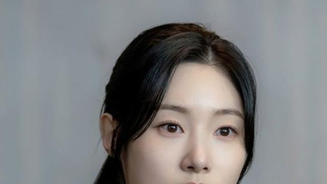 정채연, 전문직 첫 도전…“두려움보다 ‘한번 해보자’는 마음” (에스콰이어)