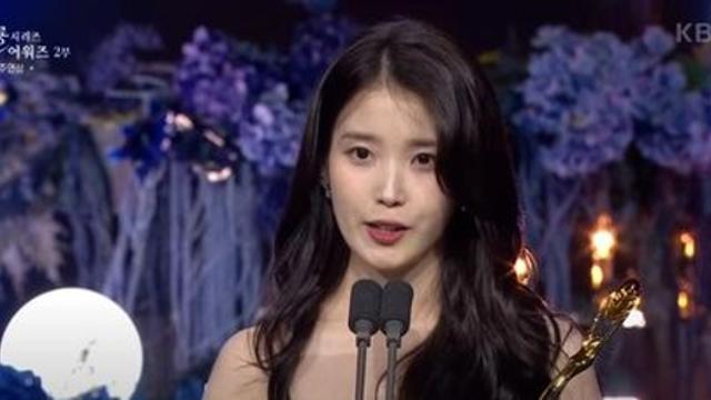 '폭싹 속았수다' 청룡시리즈 대상…여우주연·조연상 휩쓸어