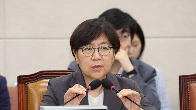 정은경, '코로나주' 의혹 전면 부인 