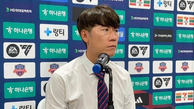 [케터뷰] '6명 폭풍영입'으로 리그 7경기 만 승리, 수원FC 김은중 