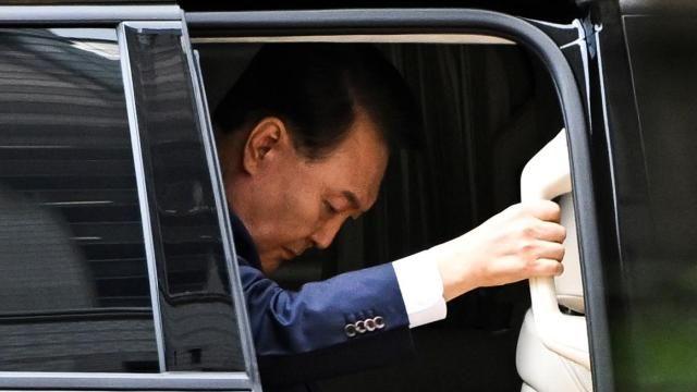 6시간 적부심 마친 尹…석방 여부 이르면 오늘 결정