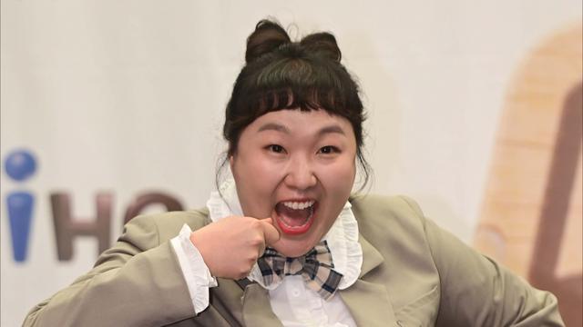 ‘코미디 퀸’ 이수지, 웃음으로 백상 이어 청룡 휩쓸어
