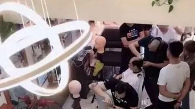 공포의 이발소.jpg,,