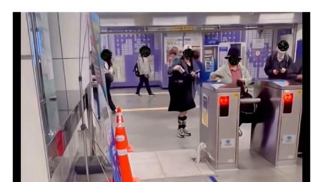 한국 지하철 개찰구를 보고 감동 받은 외국인들