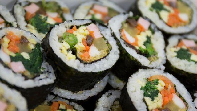 김밥, 샌드위치에 자주 들어가는데…미리 만든 도시락에 절대 넣으면 안되는 '채소'